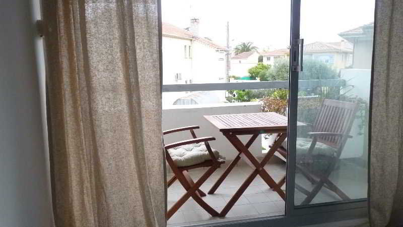 Hotel Sable Et Soleil - Port, Plage Et Jacuzzi Prive Frejus Luaran gambar
