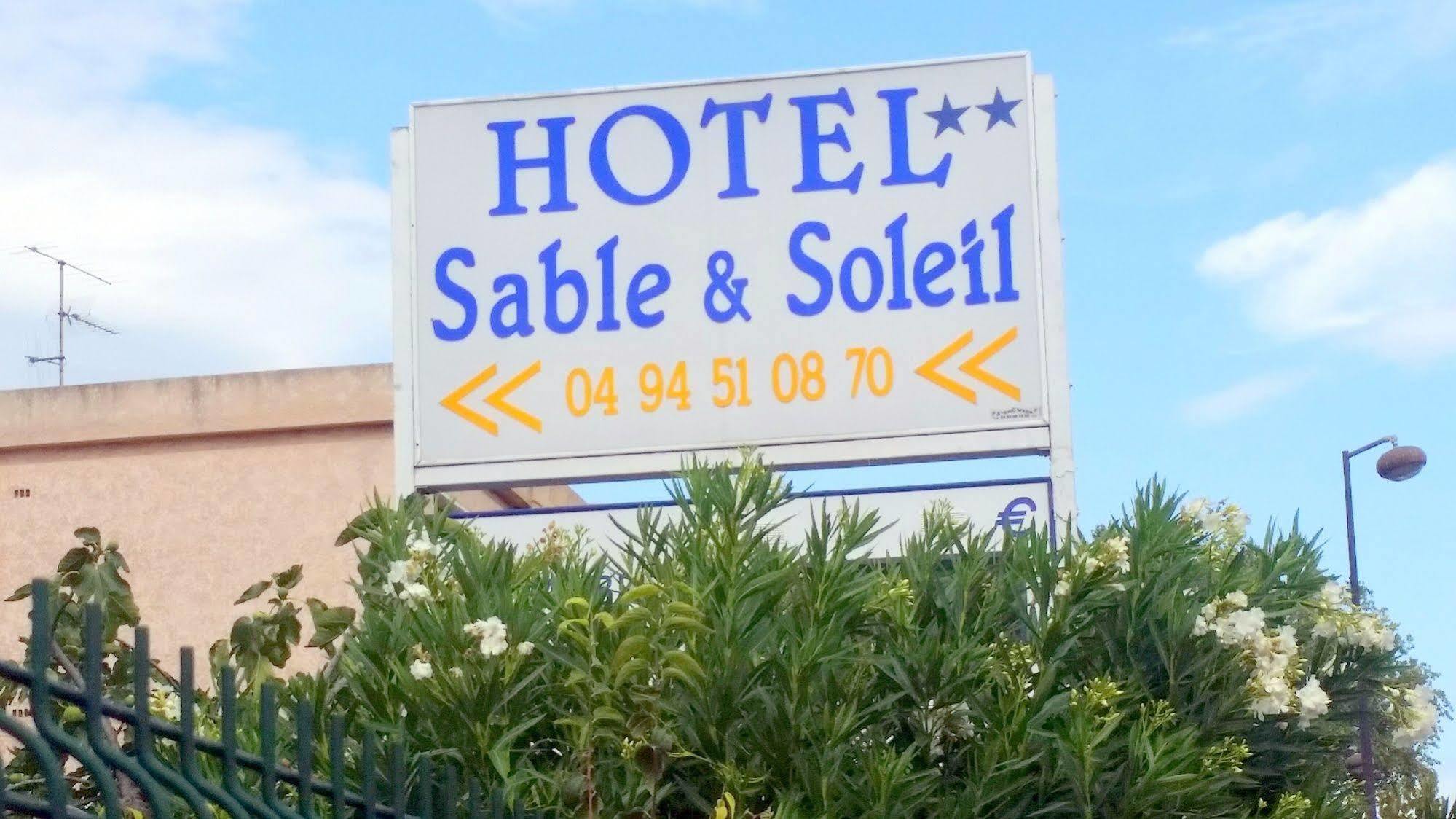 Hotel Sable Et Soleil - Port, Plage Et Jacuzzi Prive Frejus Luaran gambar