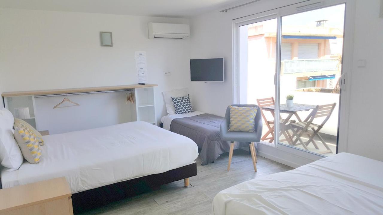 Hotel Sable Et Soleil - Port, Plage Et Jacuzzi Prive Frejus Luaran gambar